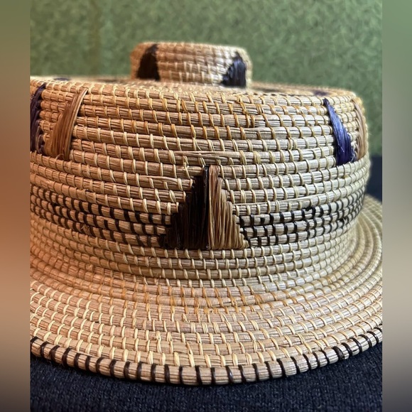 Beautiful Vintage Straw / Grasses Tribal Hat Stunning Craftsmanship - Picture 6 of 7